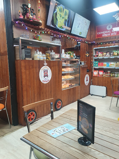 Photo of Bombay & Co Express (takeaway) - 302 High St, Cheltenham GL50 3JF